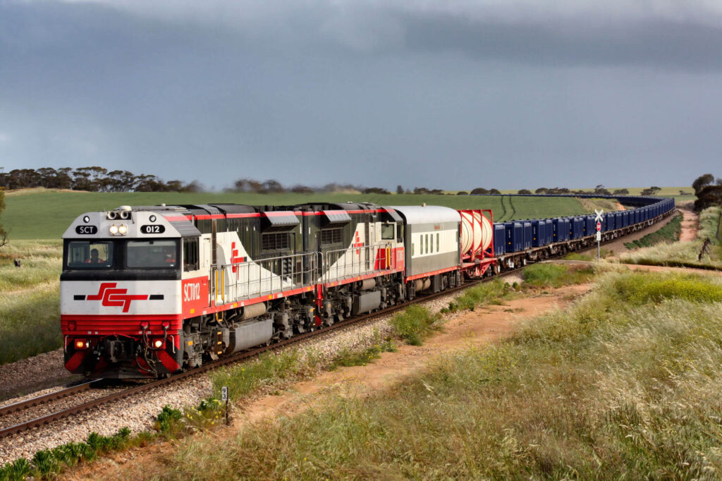 Dry rail freight